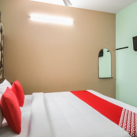 Oyo Modern Guest House Chennai Exterior photo