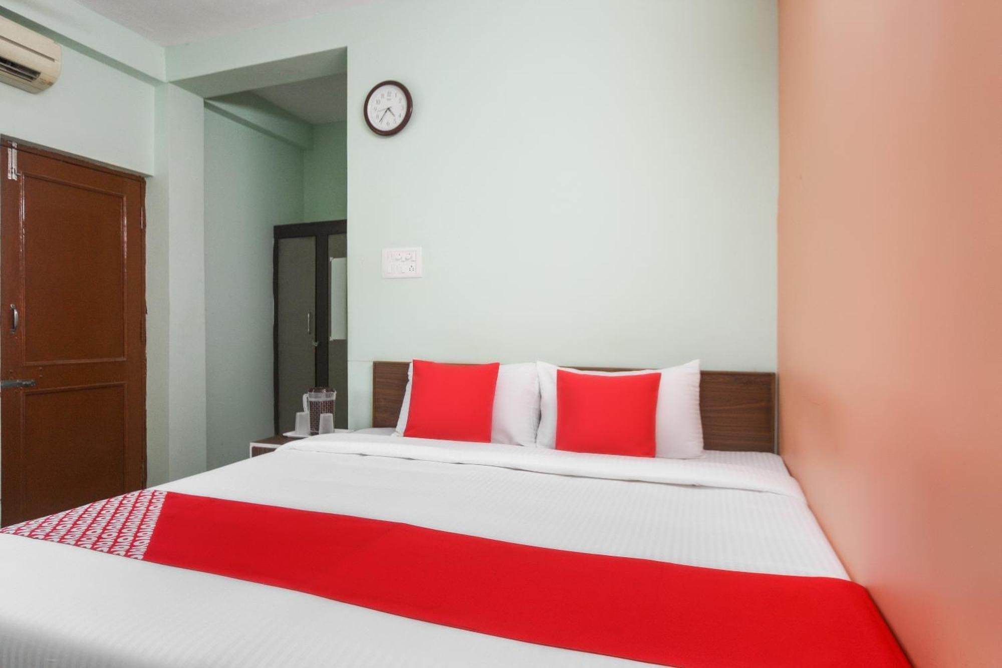 Oyo Modern Guest House Chennai Exterior photo
