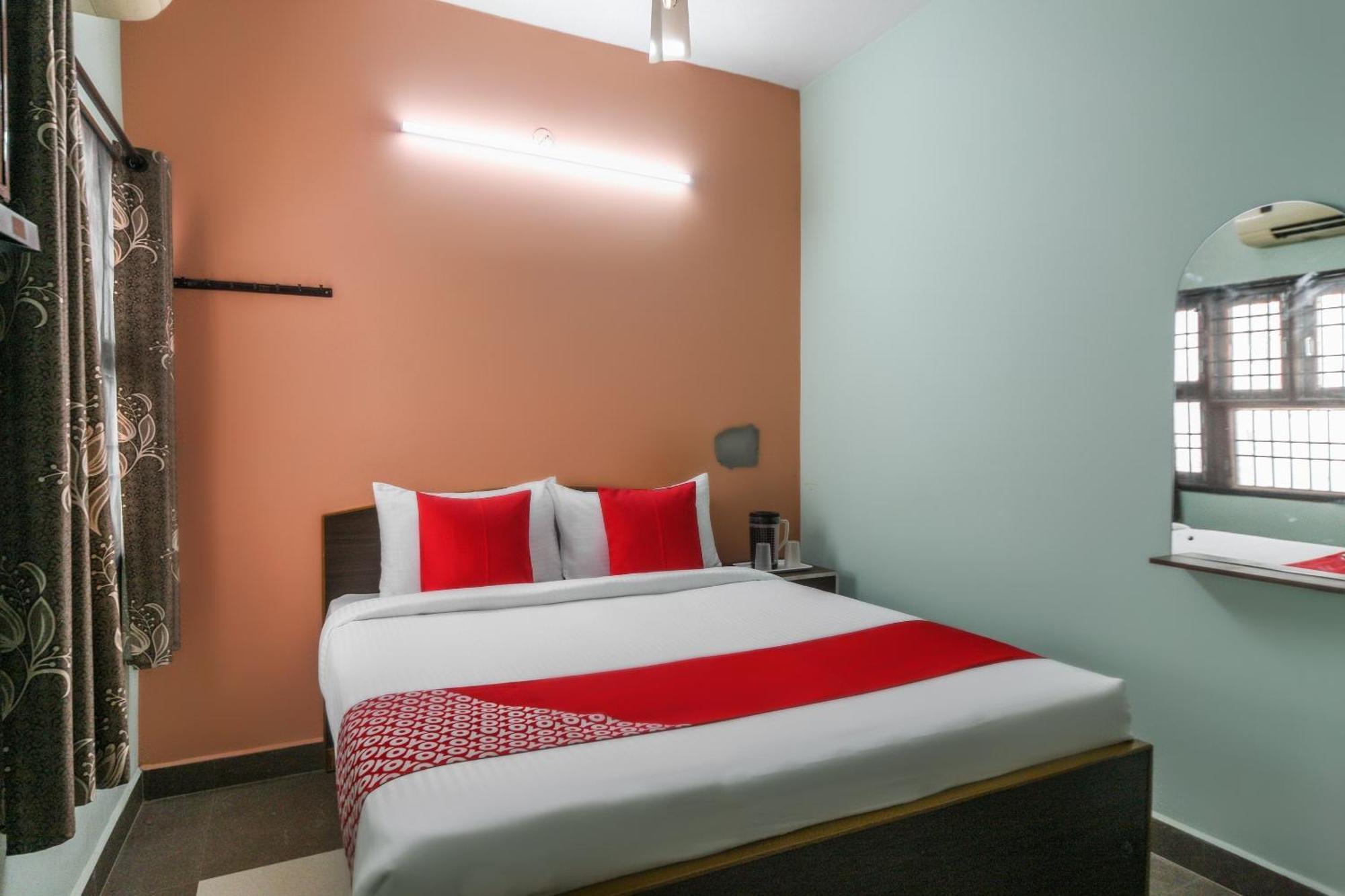 Oyo Modern Guest House Chennai Exterior photo