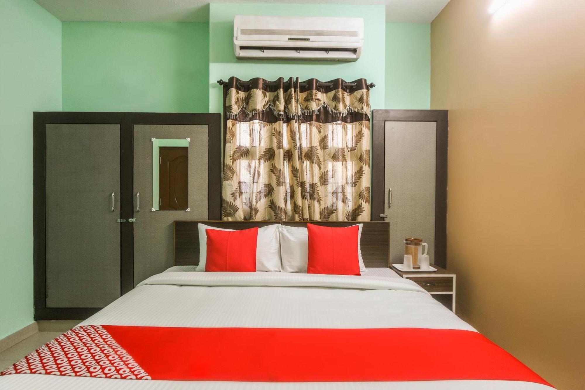 Oyo Modern Guest House Chennai Exterior photo