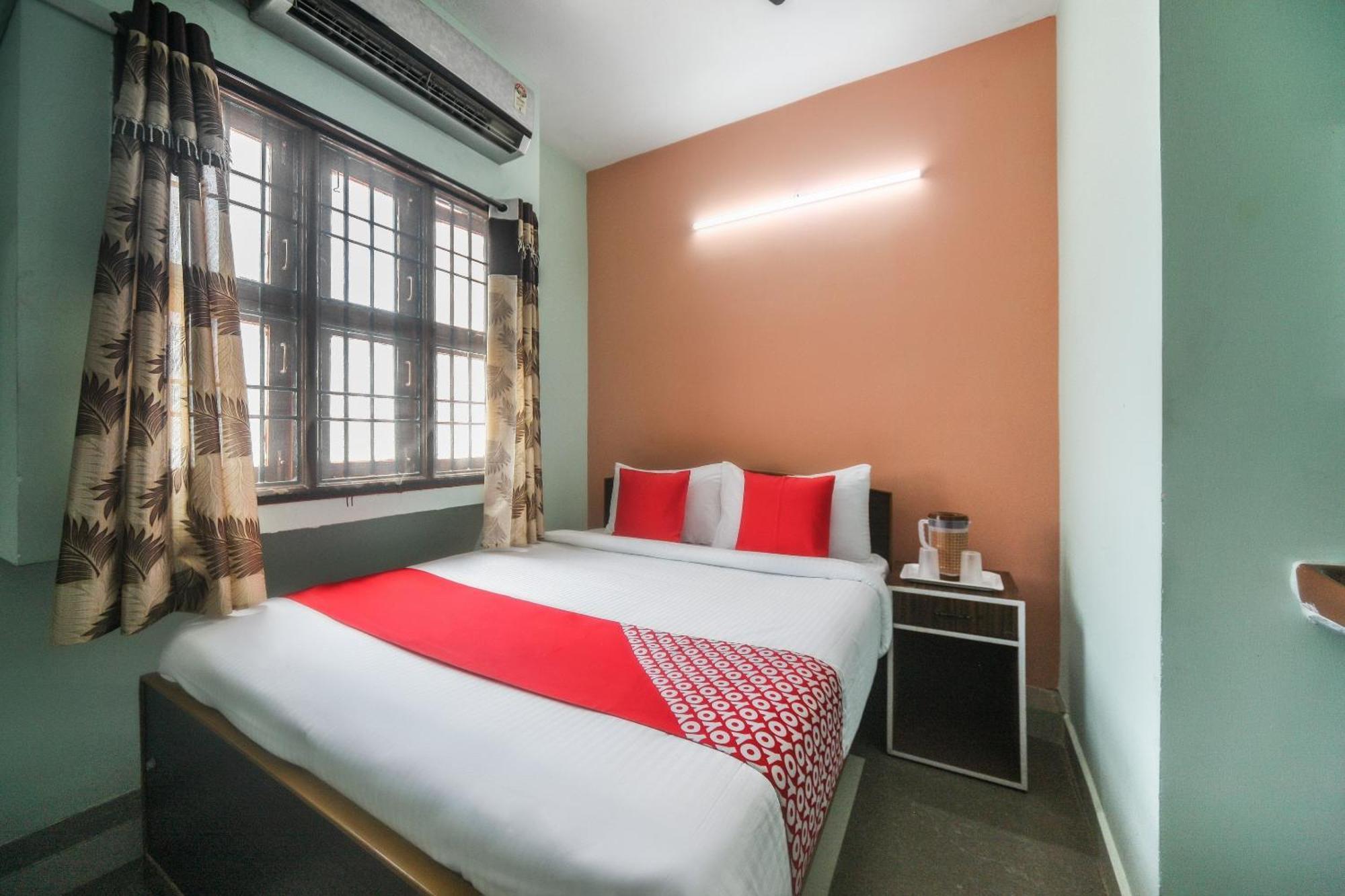 Oyo Modern Guest House Chennai Exterior photo